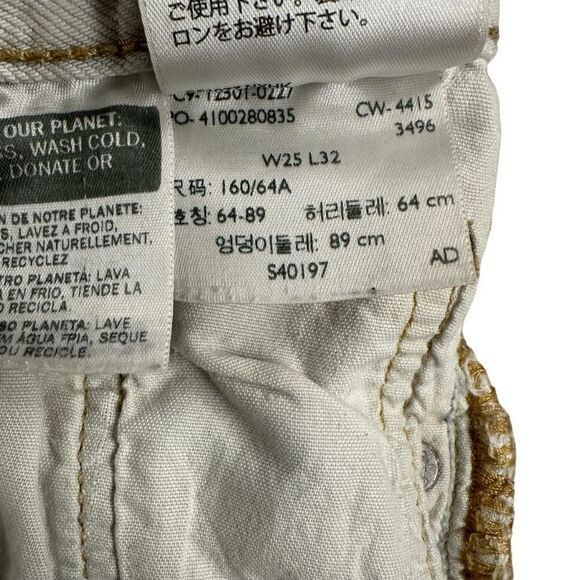 Levi’s ~ 501’s light wash almost white ~ denim cutoffs ~ button fly ~ size 25 - Picture 8 of 12